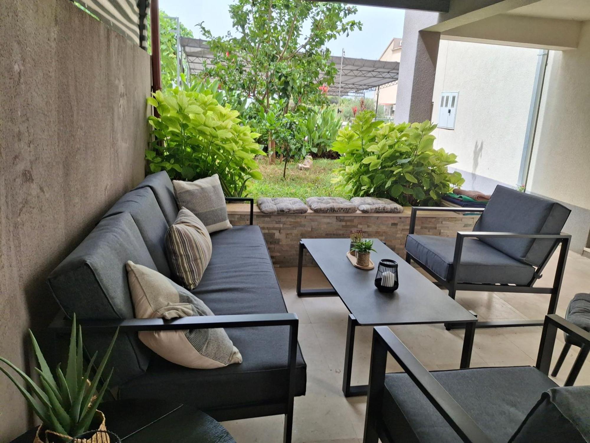 Holiday Home Petra Подстрана Екстер'єр фото