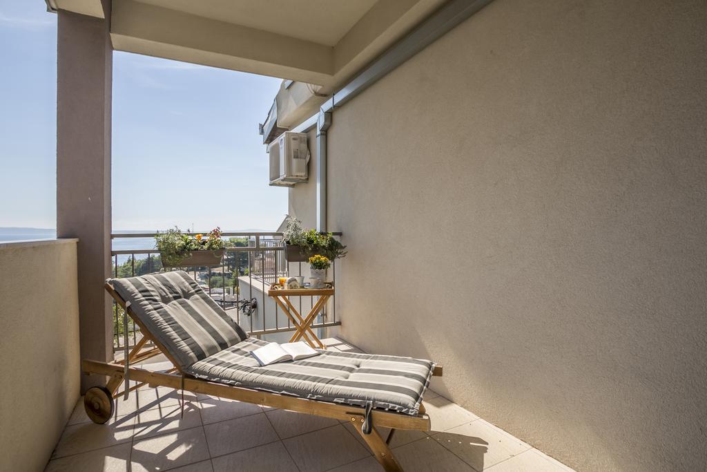 Holiday Home Petra Подстрана Екстер'єр фото