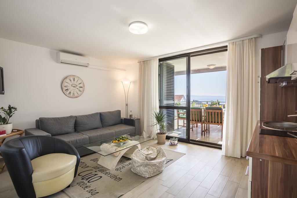 Holiday Home Petra Подстрана Екстер'єр фото